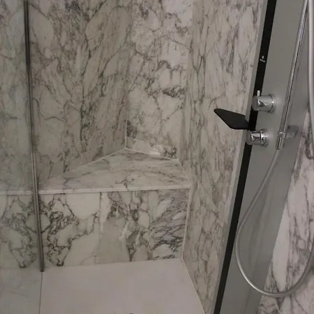 Bed & Breakfast Il Giardino Della Scuncerta 4*